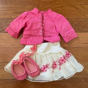 American Girl Nicki 2007 Gala Outfit Retired